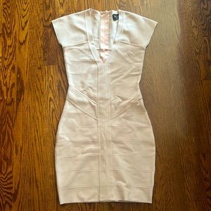 Aritzia Babaton bodycon bandage dress new without tags